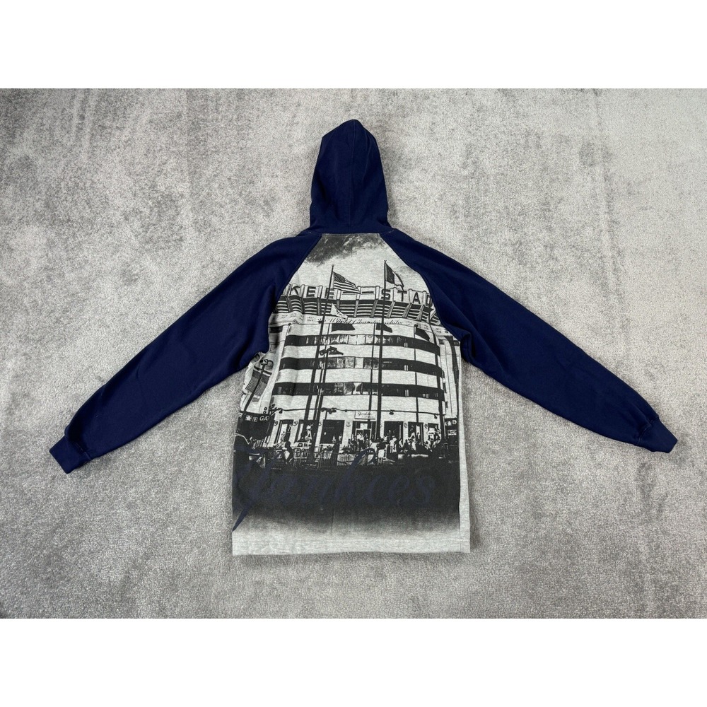 New York Yankees Hoodie Men Small Gray Majestic Stadium Final Season MLB Logo